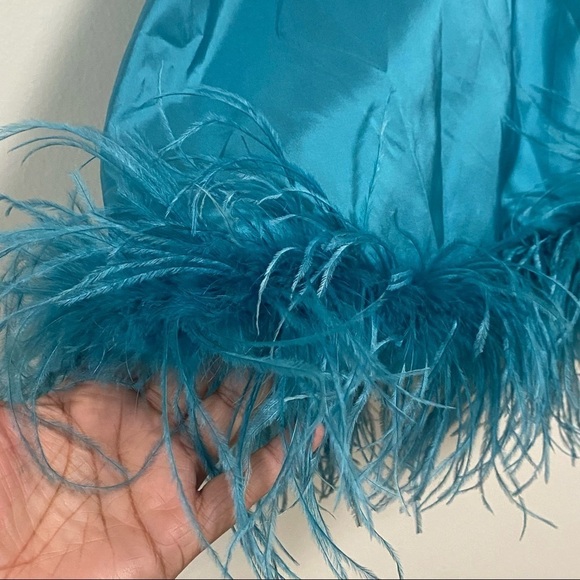 Betsey Johnson Prom Strapless Dress Ostrich Feather Trim 100% Silk size 6 - Picture 3 of 11